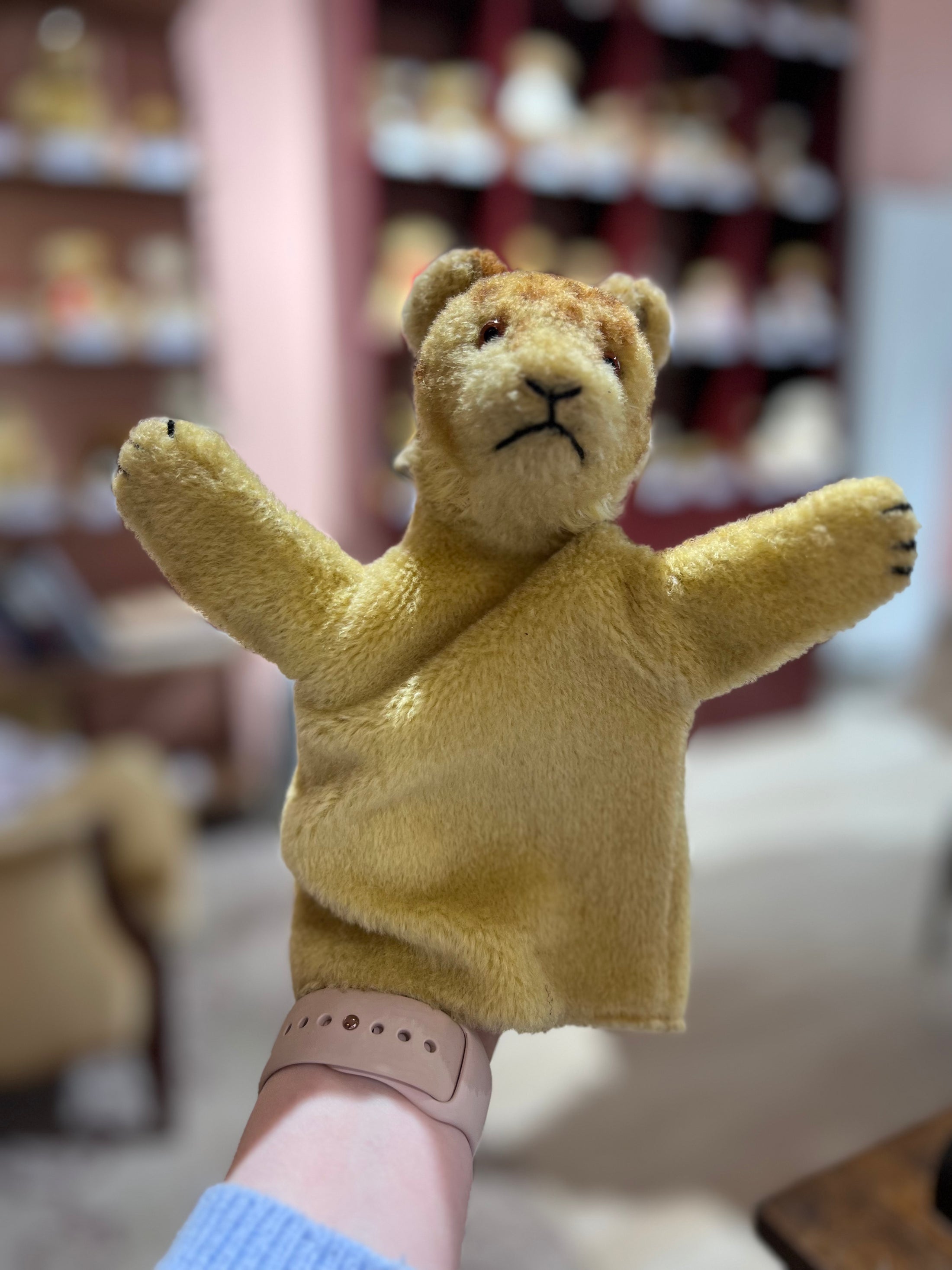 Leopard hand puppet
