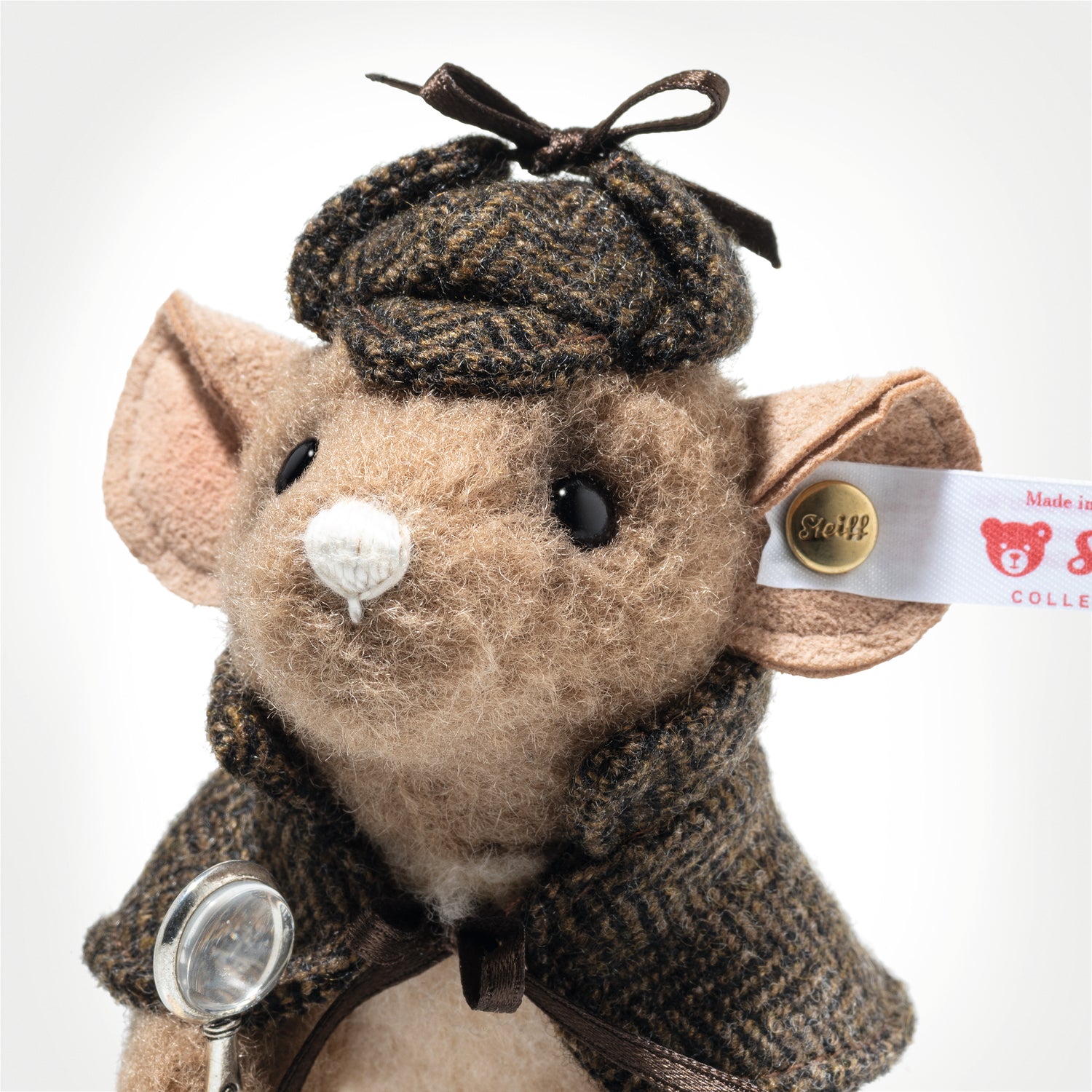 Detective Mouse