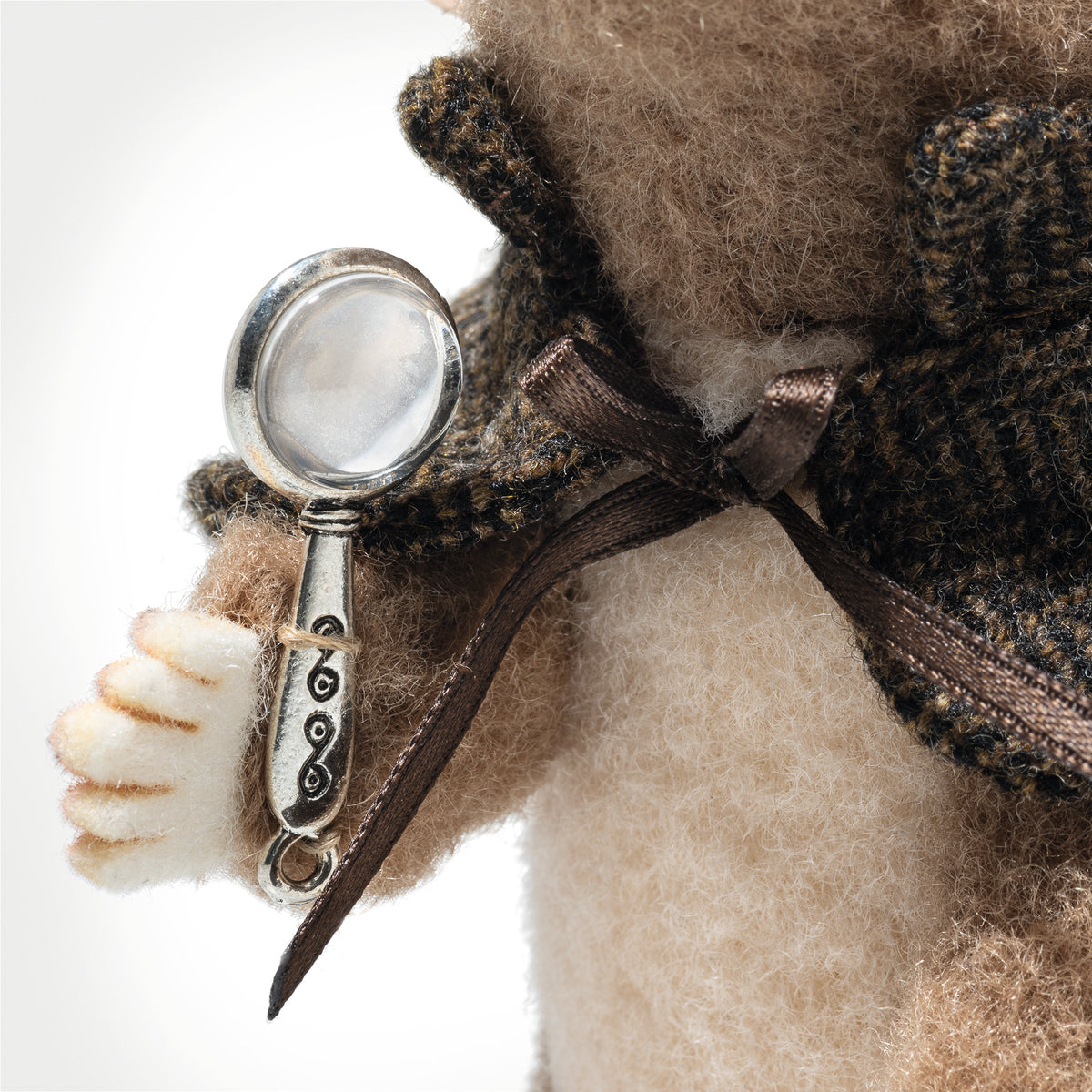 Detective Mouse